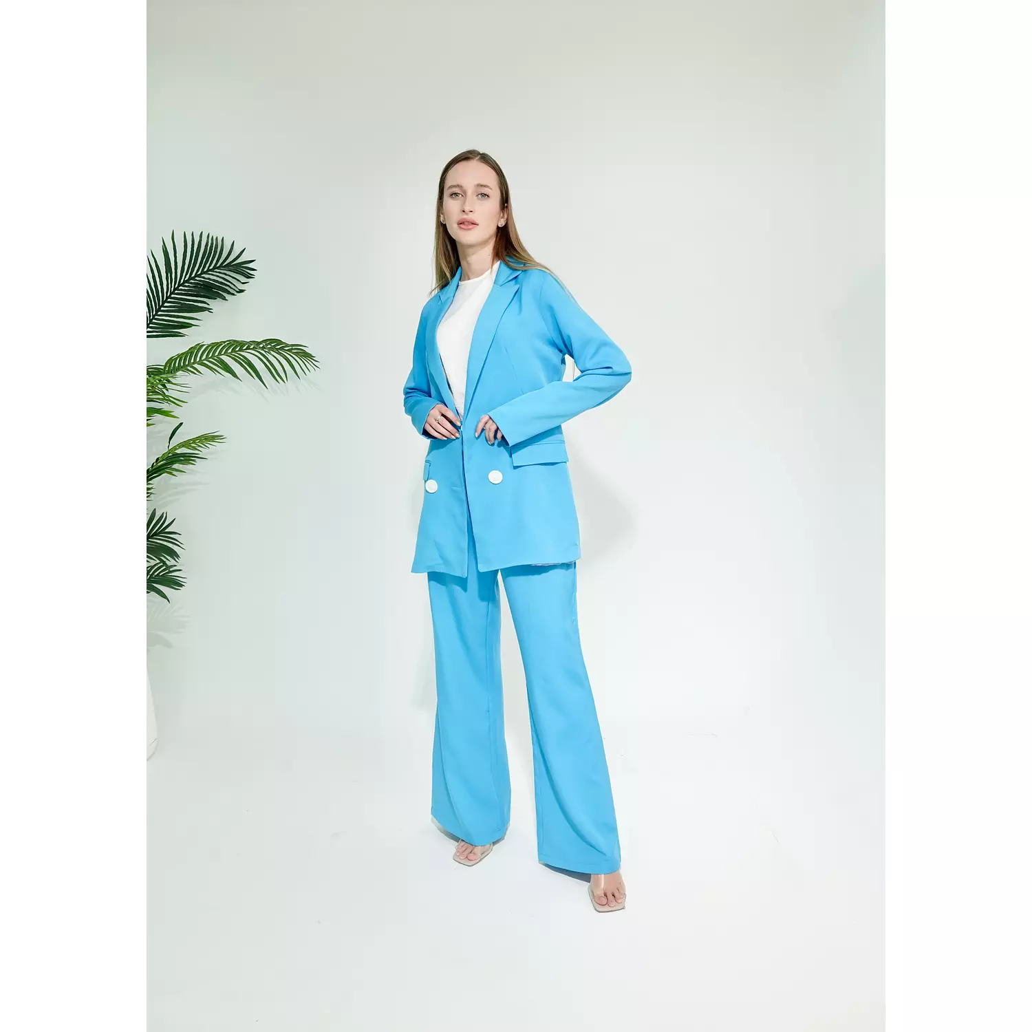 TURQUOISE SUIT 6