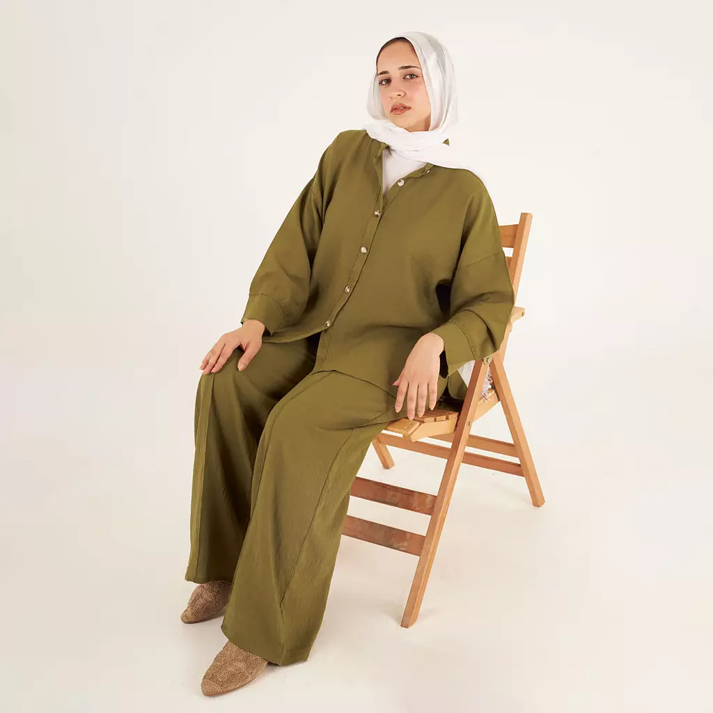 Olive Buttoned Linen Full Set