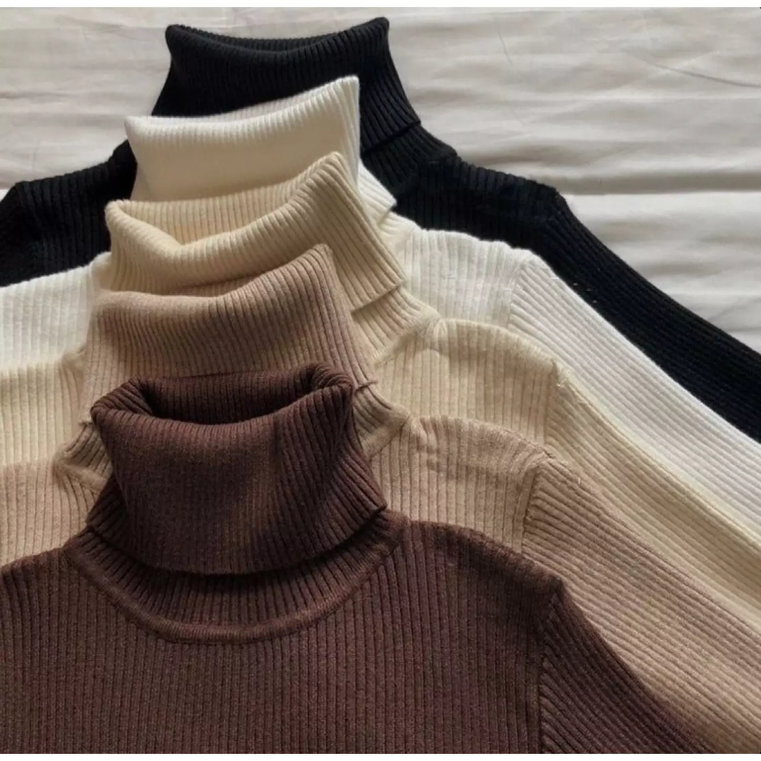 Basic Pullover "Thumb Hole" hover image