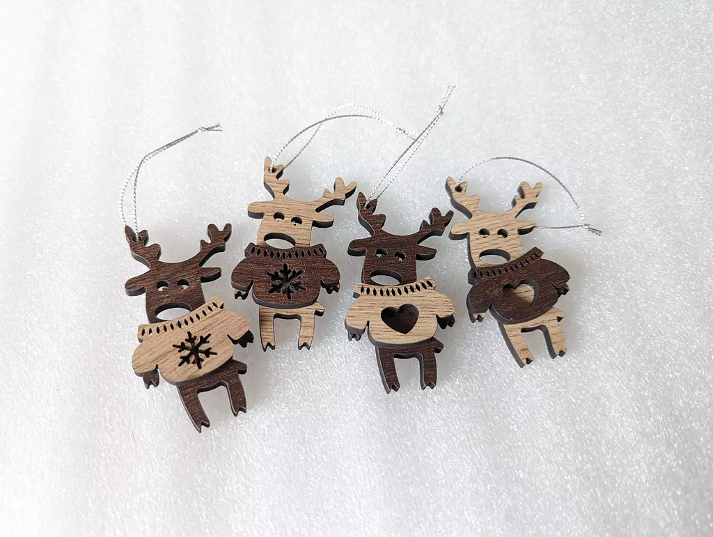 Deer in sweater ornaments set of 4 / Car pendant