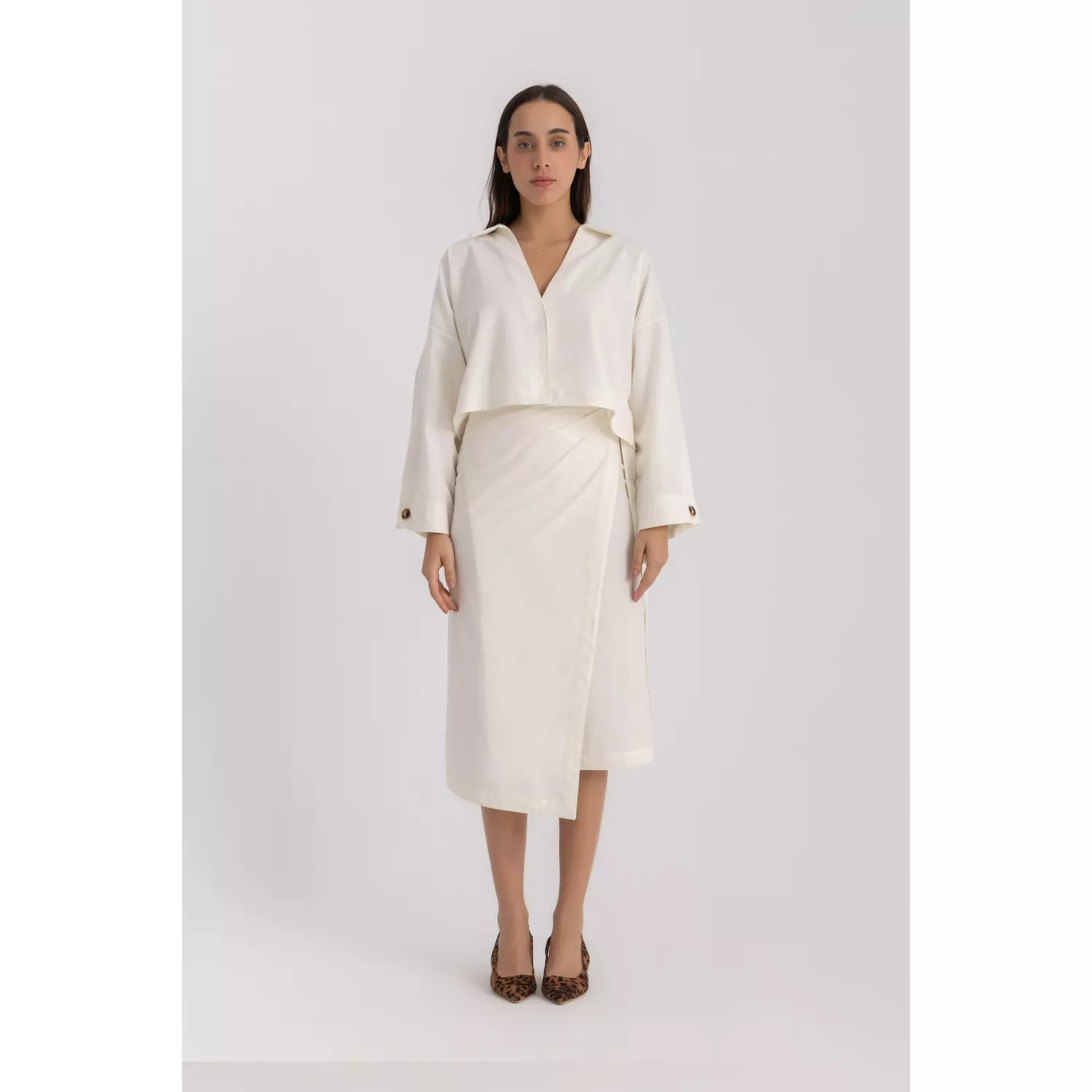 The Maya wrapped skirt - offwhite hover image