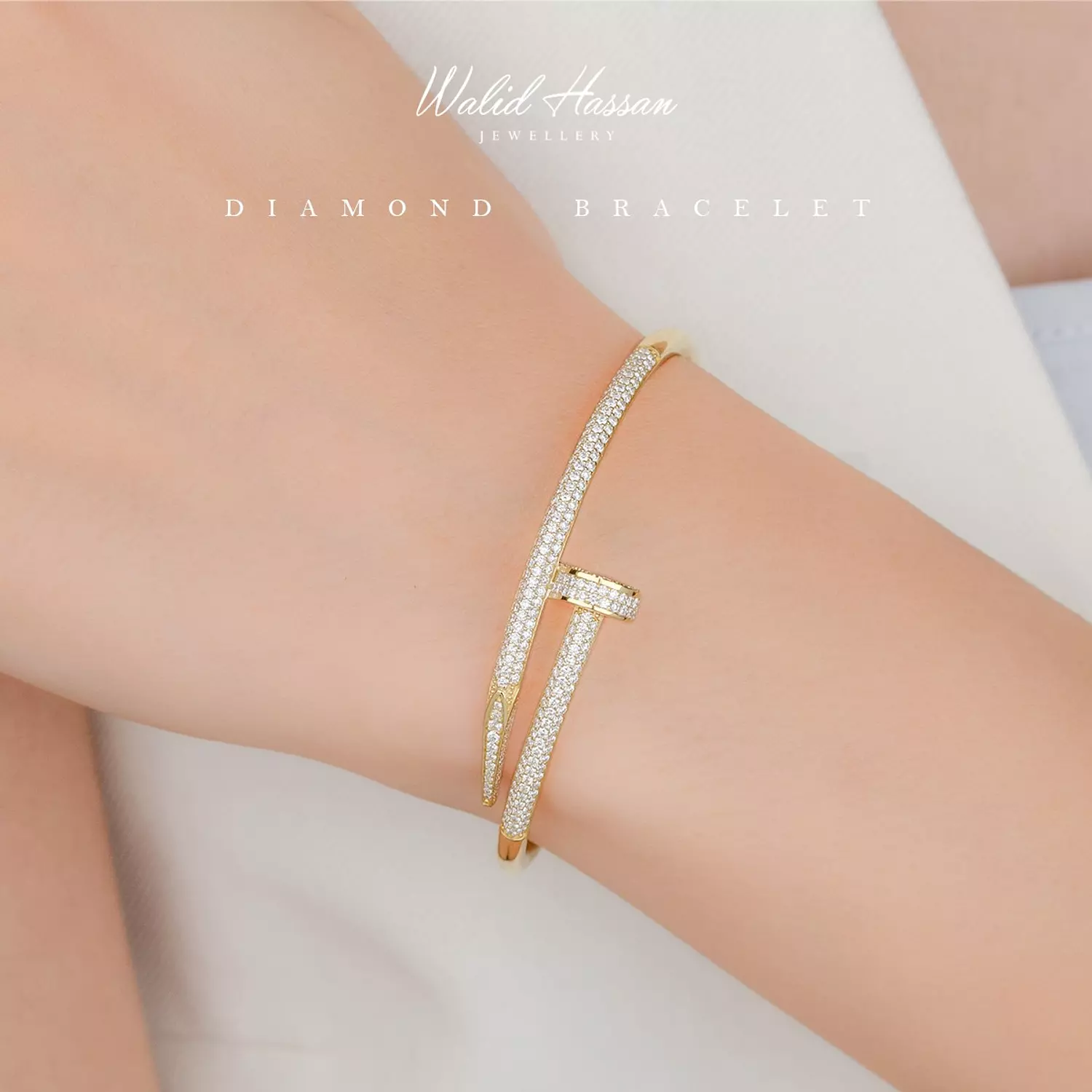 diamond bangle hover image