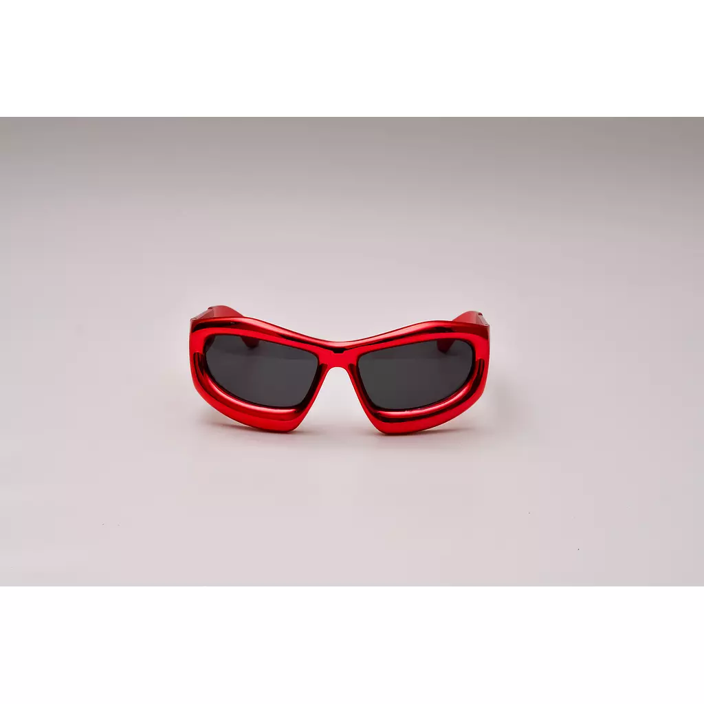 red sunglasses