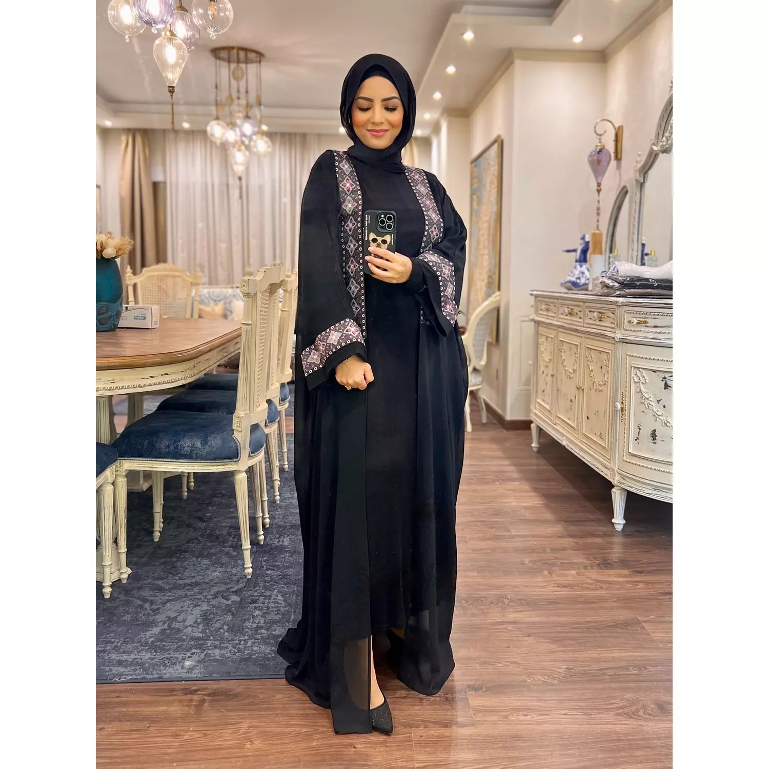 Chiffon Abaya with Oriental Embroidery - Black 2