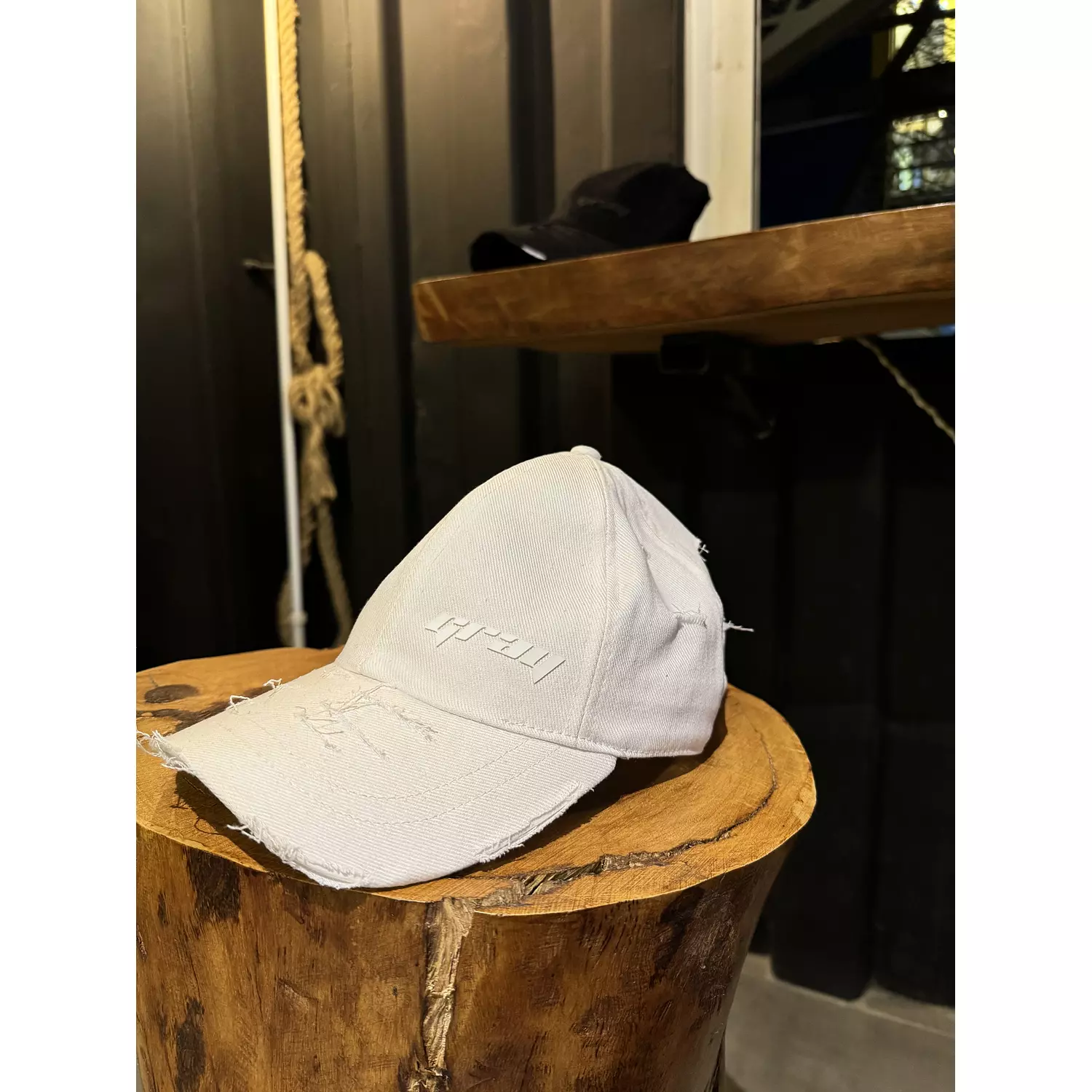 G white cap 1