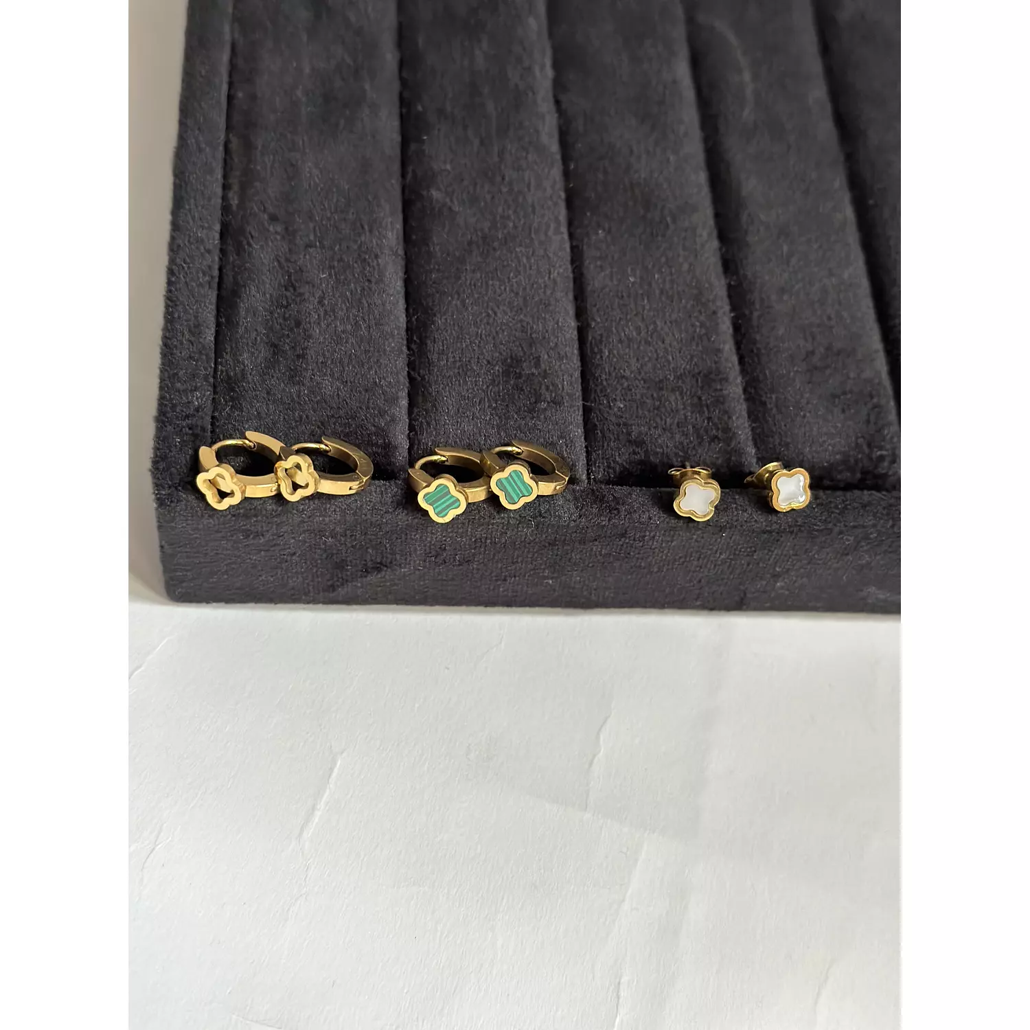 Van Cleef Earrings Set 0