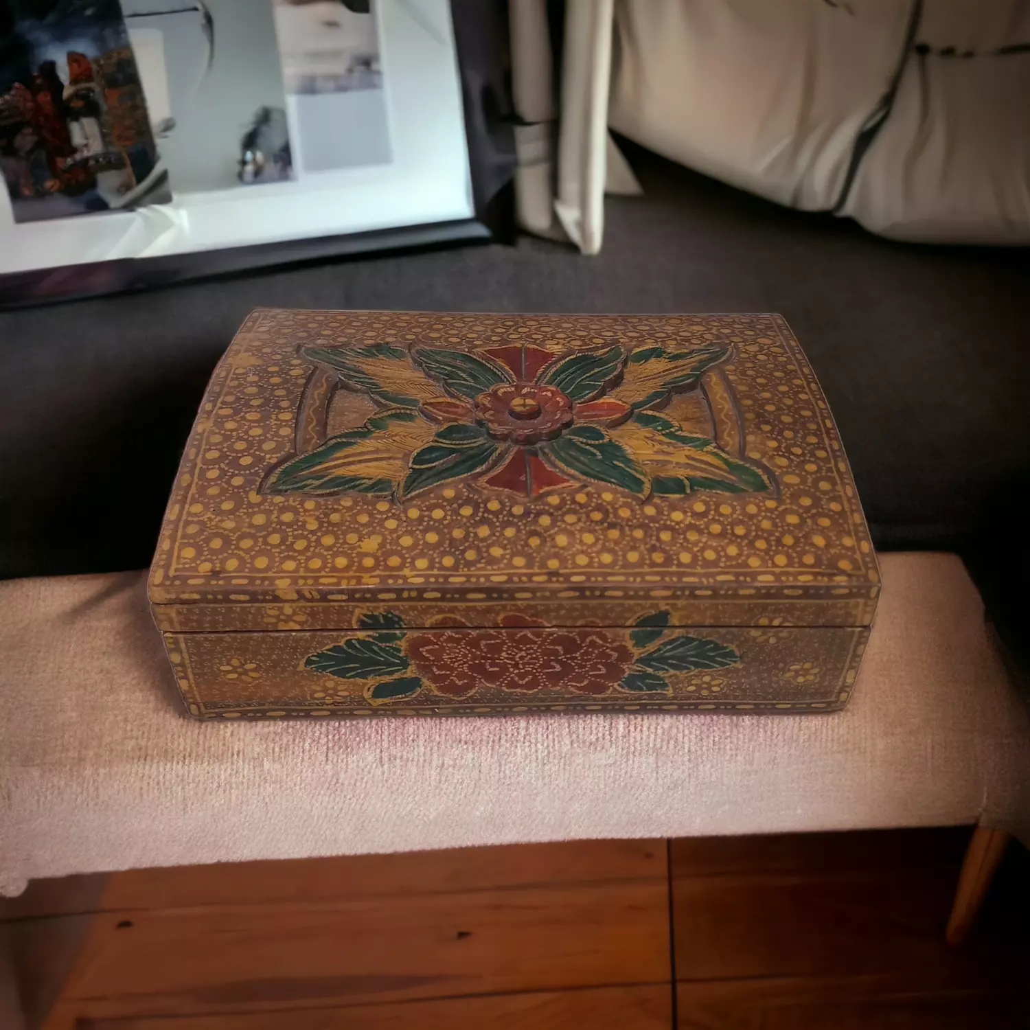 Engraved Chest Box  -2nd-img