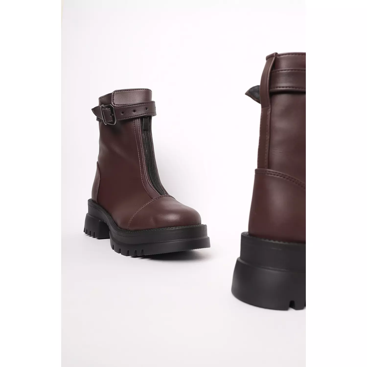 Brown zipper boots 3