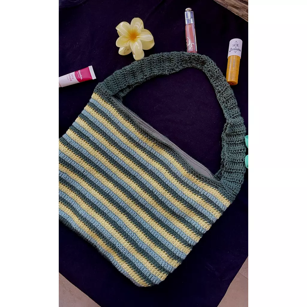 Olive X yellow crochet bag