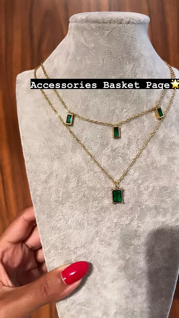 Two Layered Green Necklace