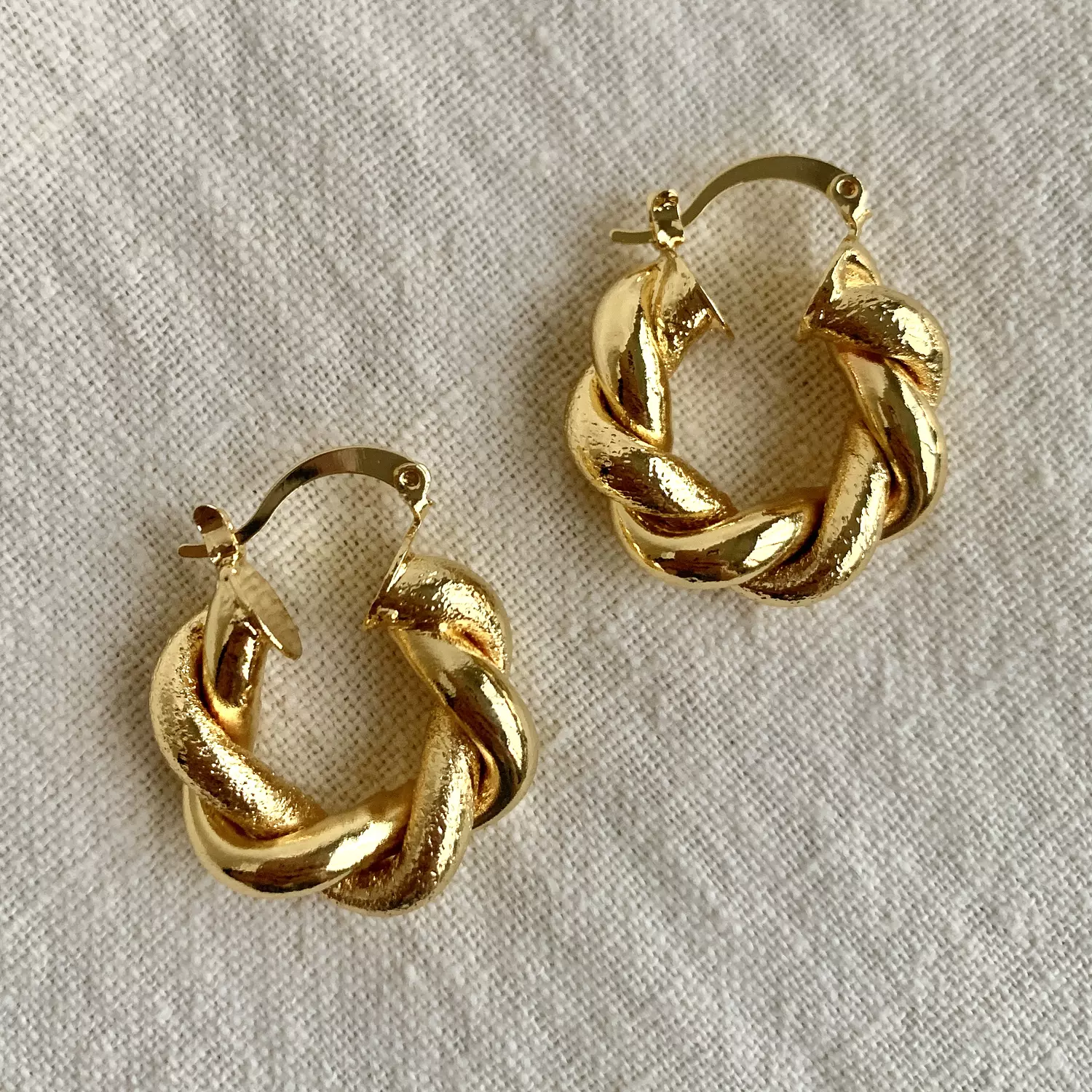 Twist Earrings 1