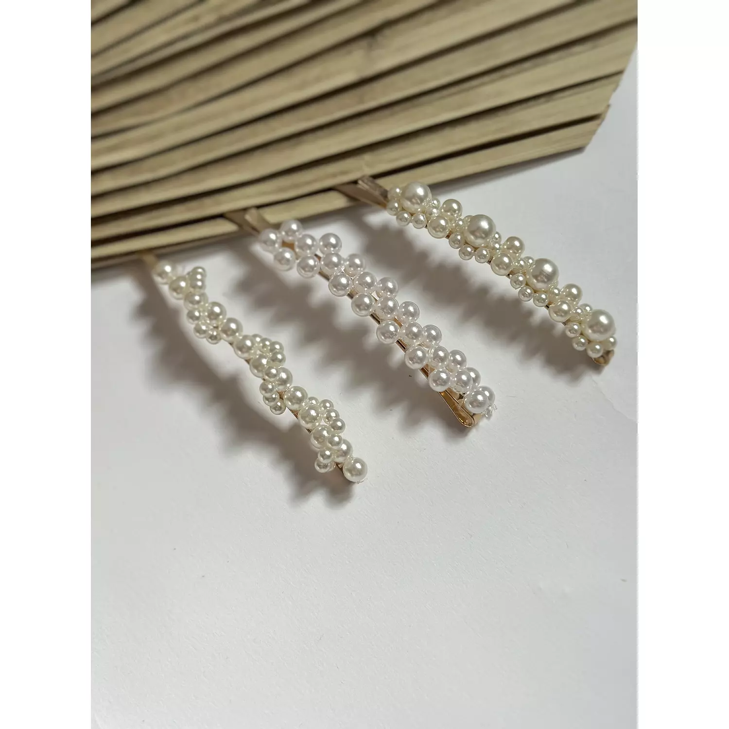 Set of three pearls Hair pin hover image