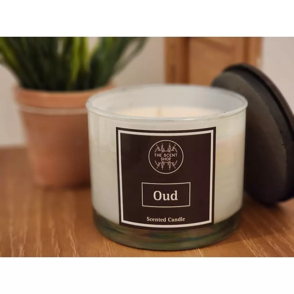 Oud Candle