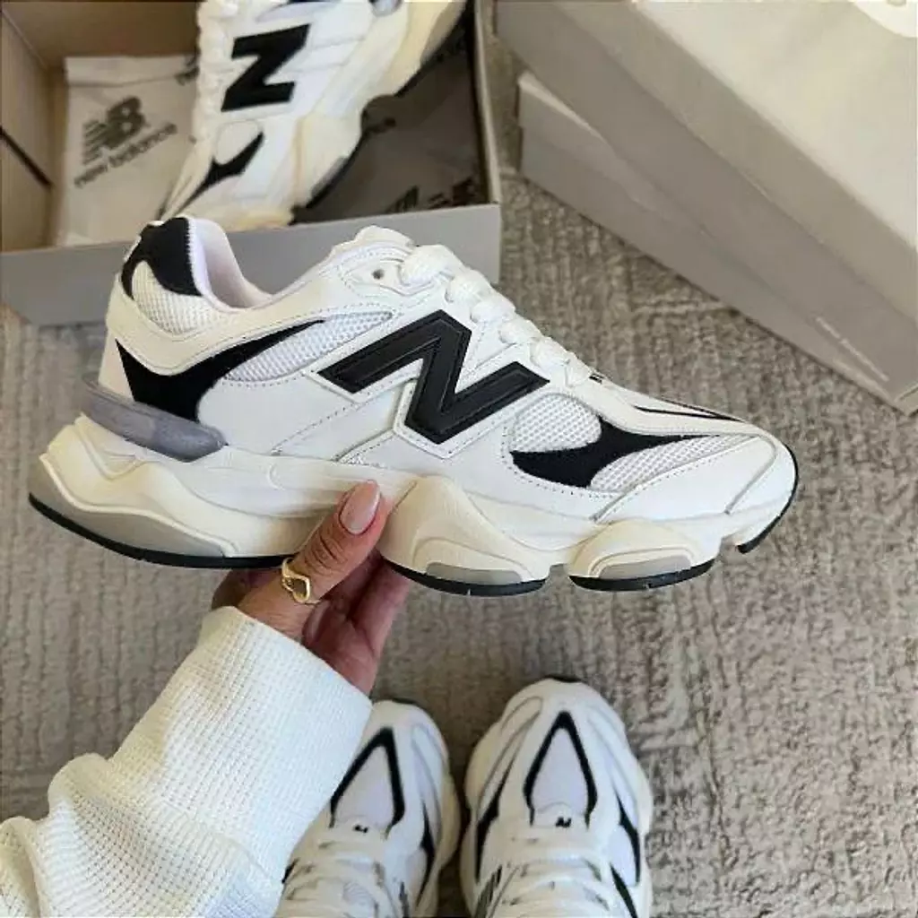 NB 9060 Black& White 