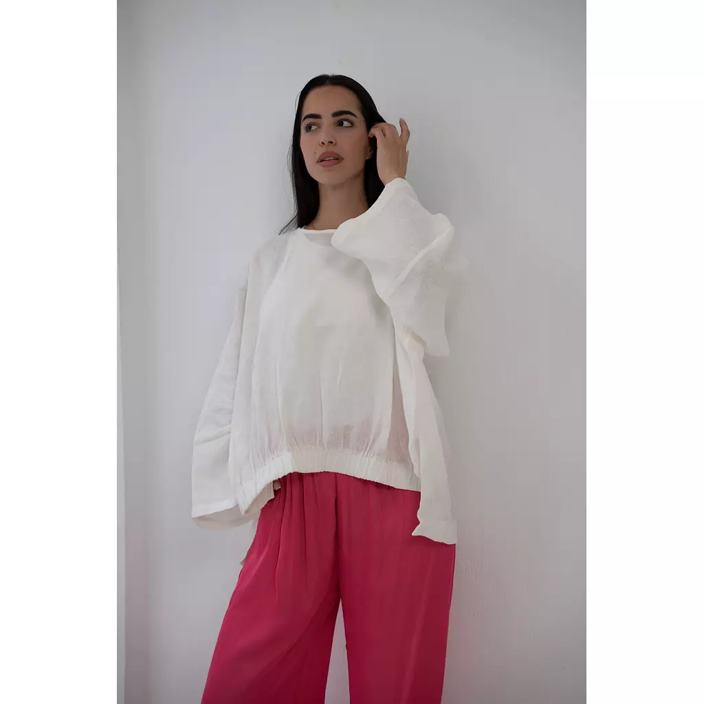 Minimalist linen blouse In white