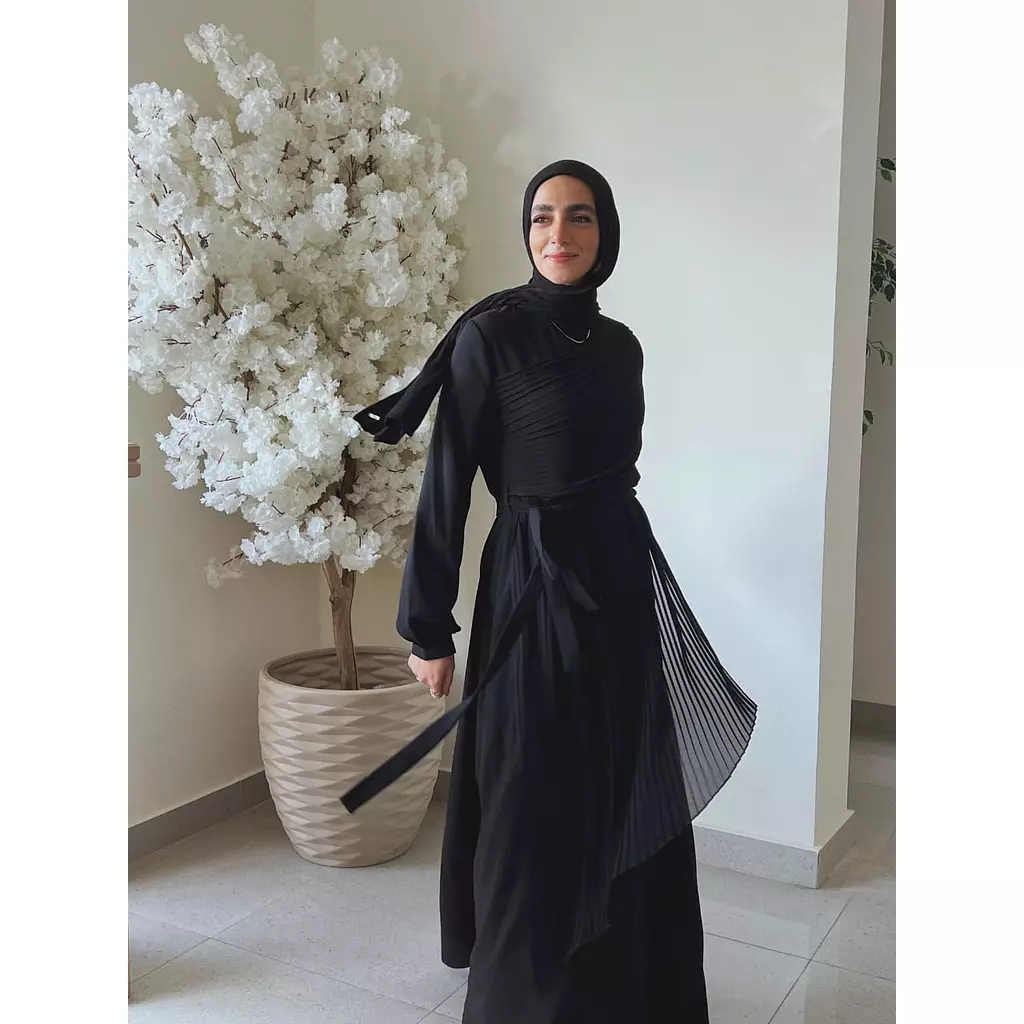 Roman Pleated Abaya