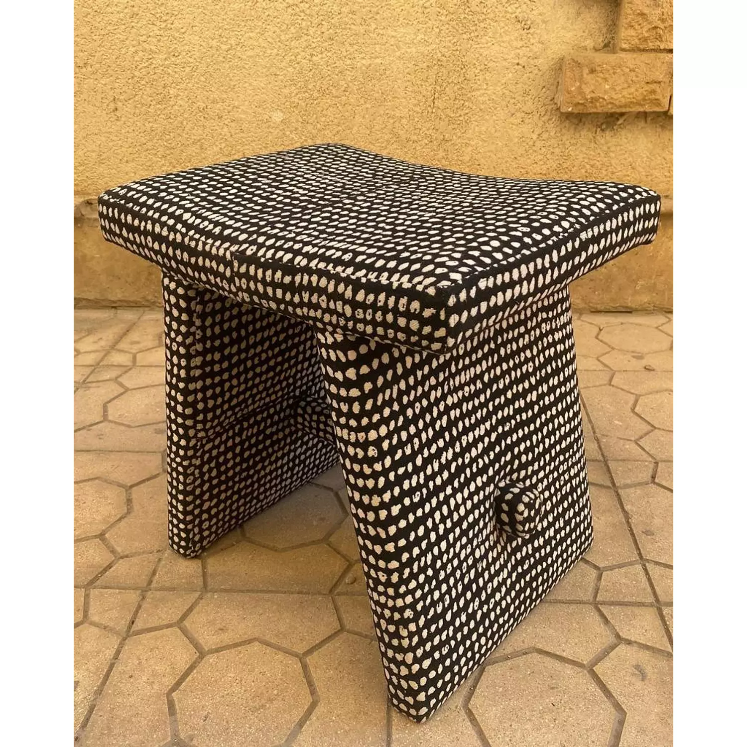 Dalmatian/Zebra stool 2