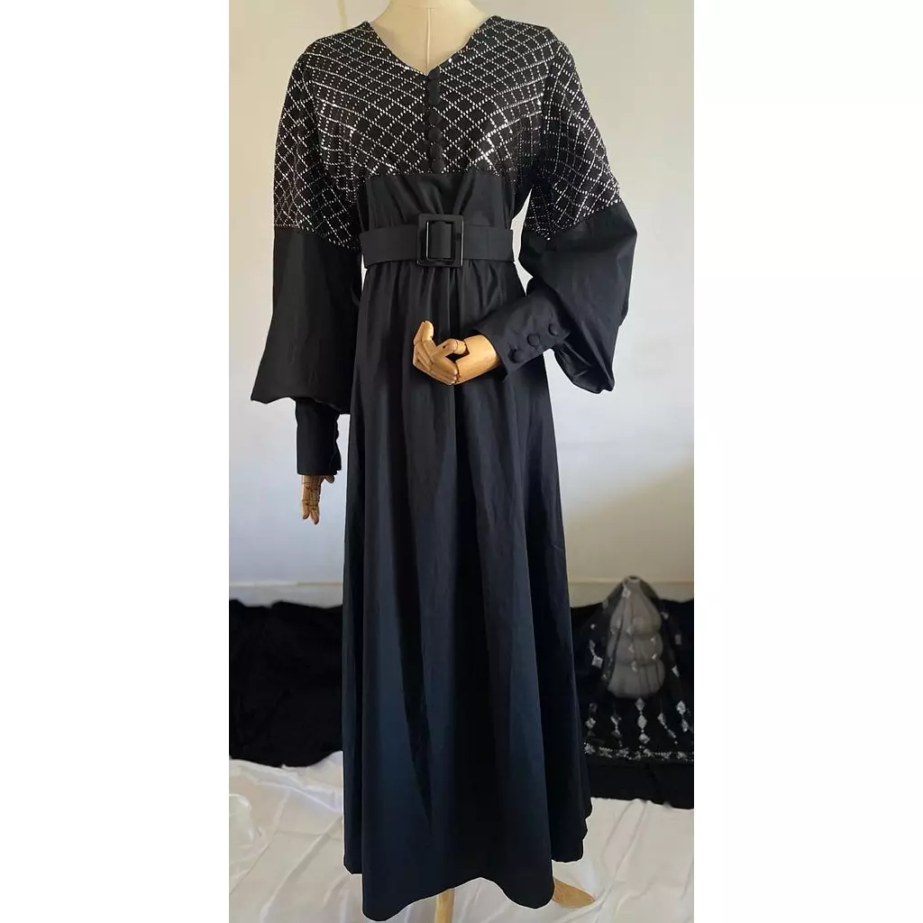 Black Tally Poplin Dress with puffy sleeves