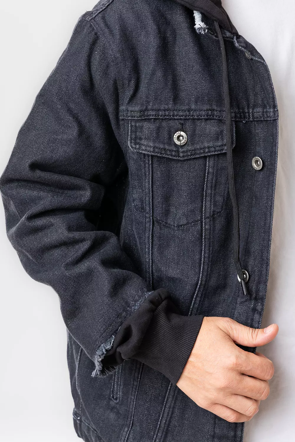 DENIM JACKET WITH JERSEY SLEEVES COVERED WITH A DENIM LAYER 7