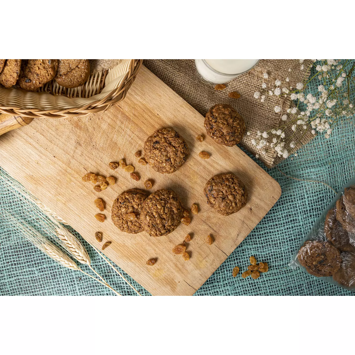 OatmeaL Raisin Cookies 3