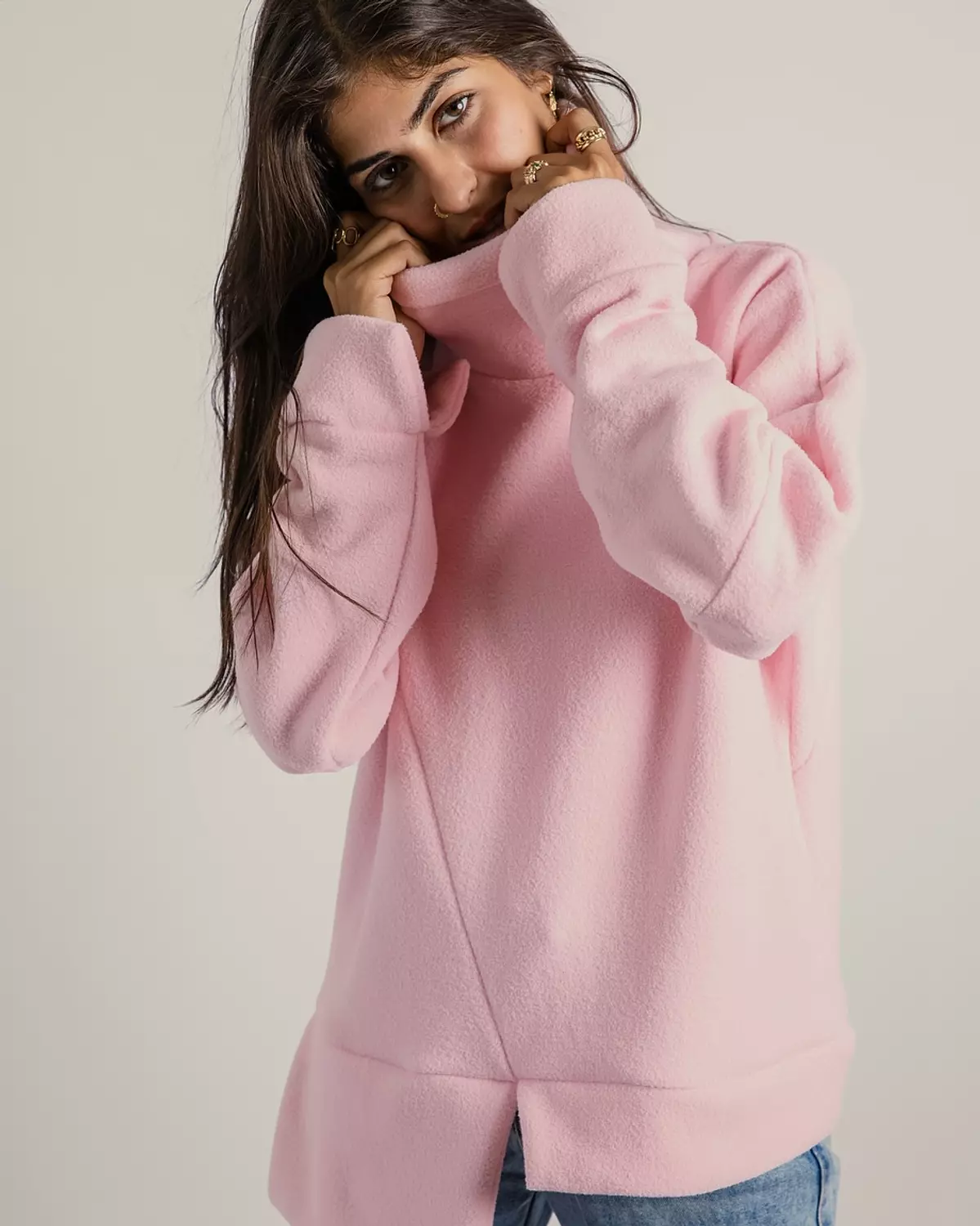 Bubble Gum Pullover  2