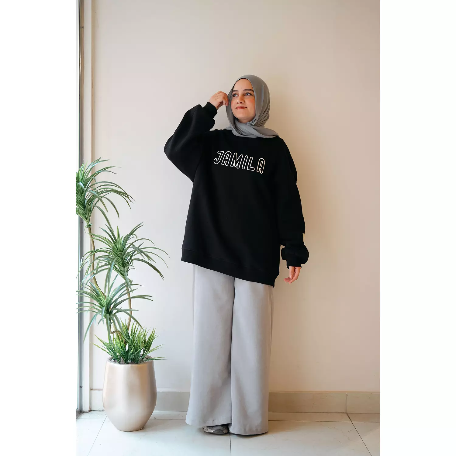 Jamila Sweatshirt 23