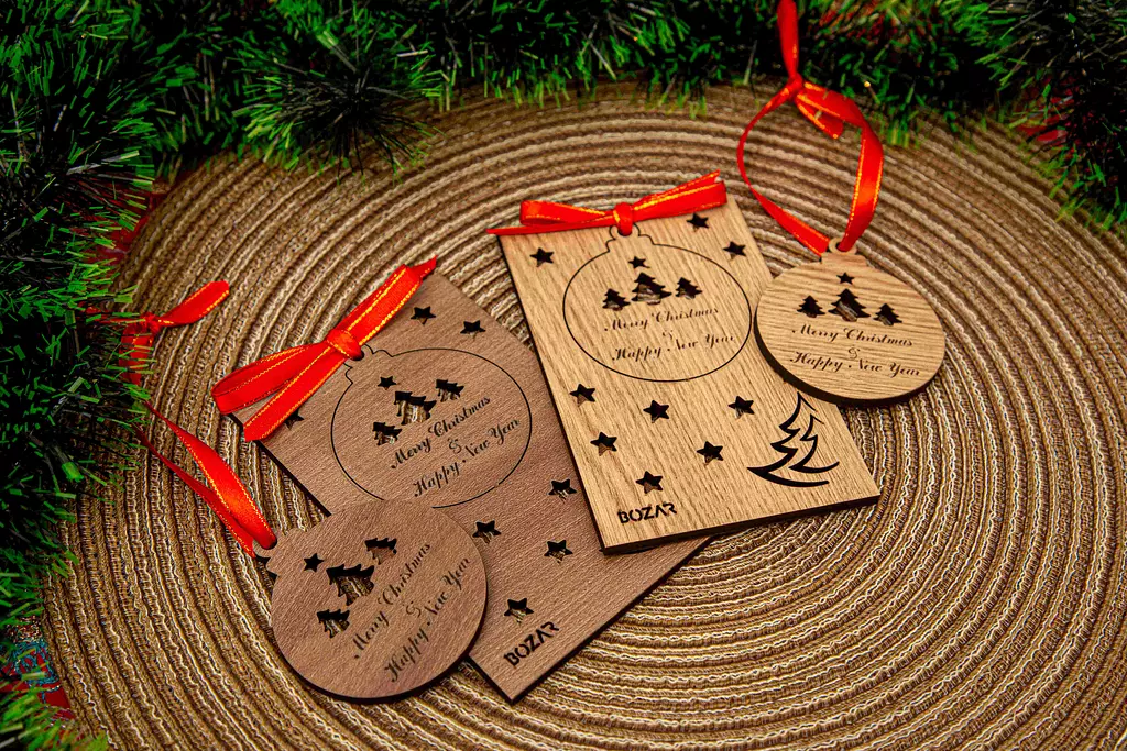 Christmas Ornament Gifts Card