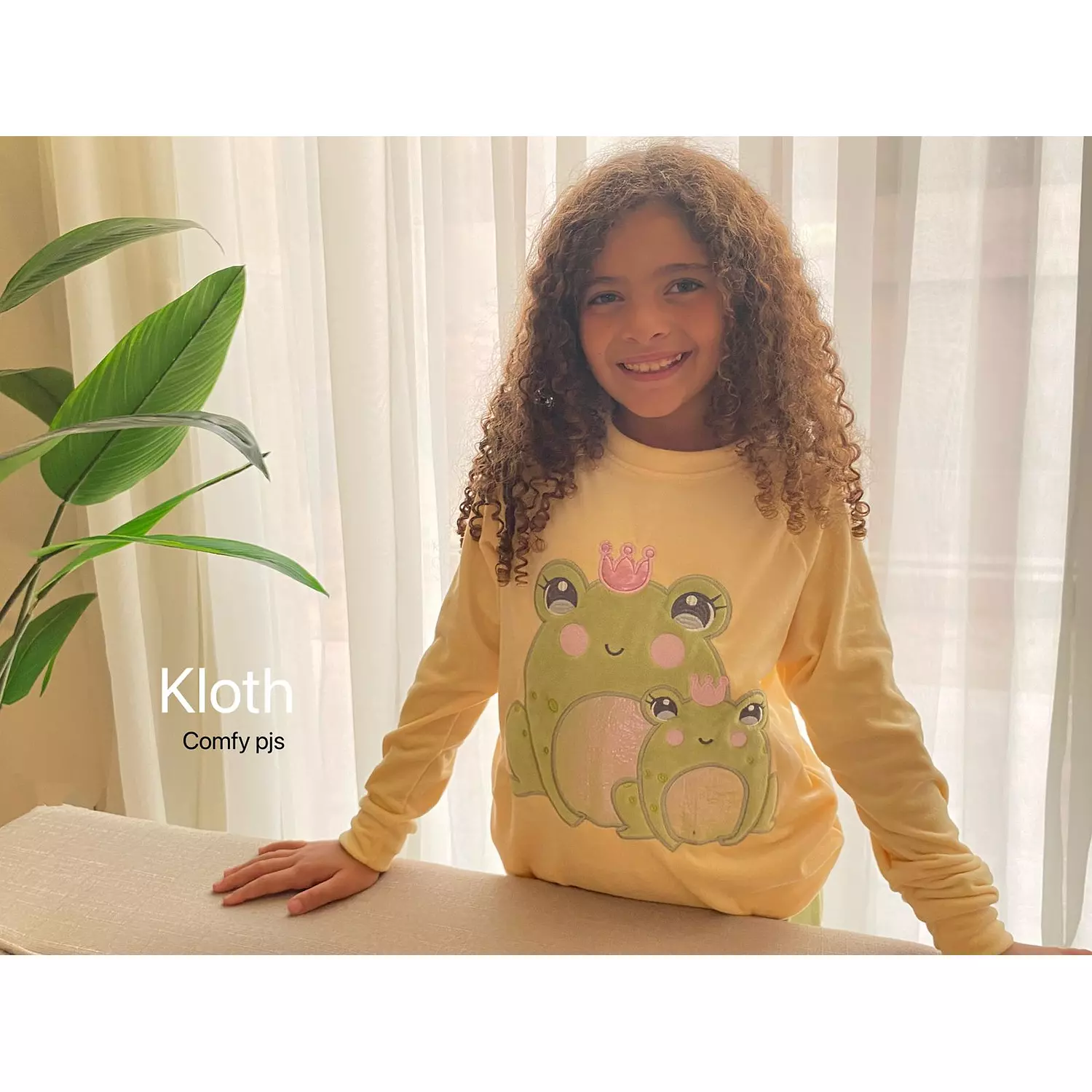 winter frog  pajamas for kids (matching sets)  hover image