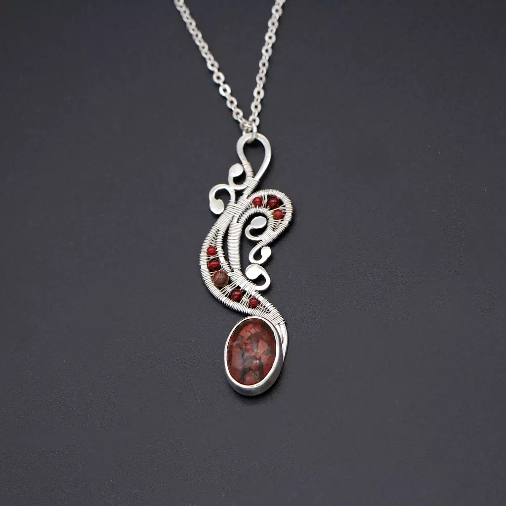 Necklace with Agate stones and Red jasper.