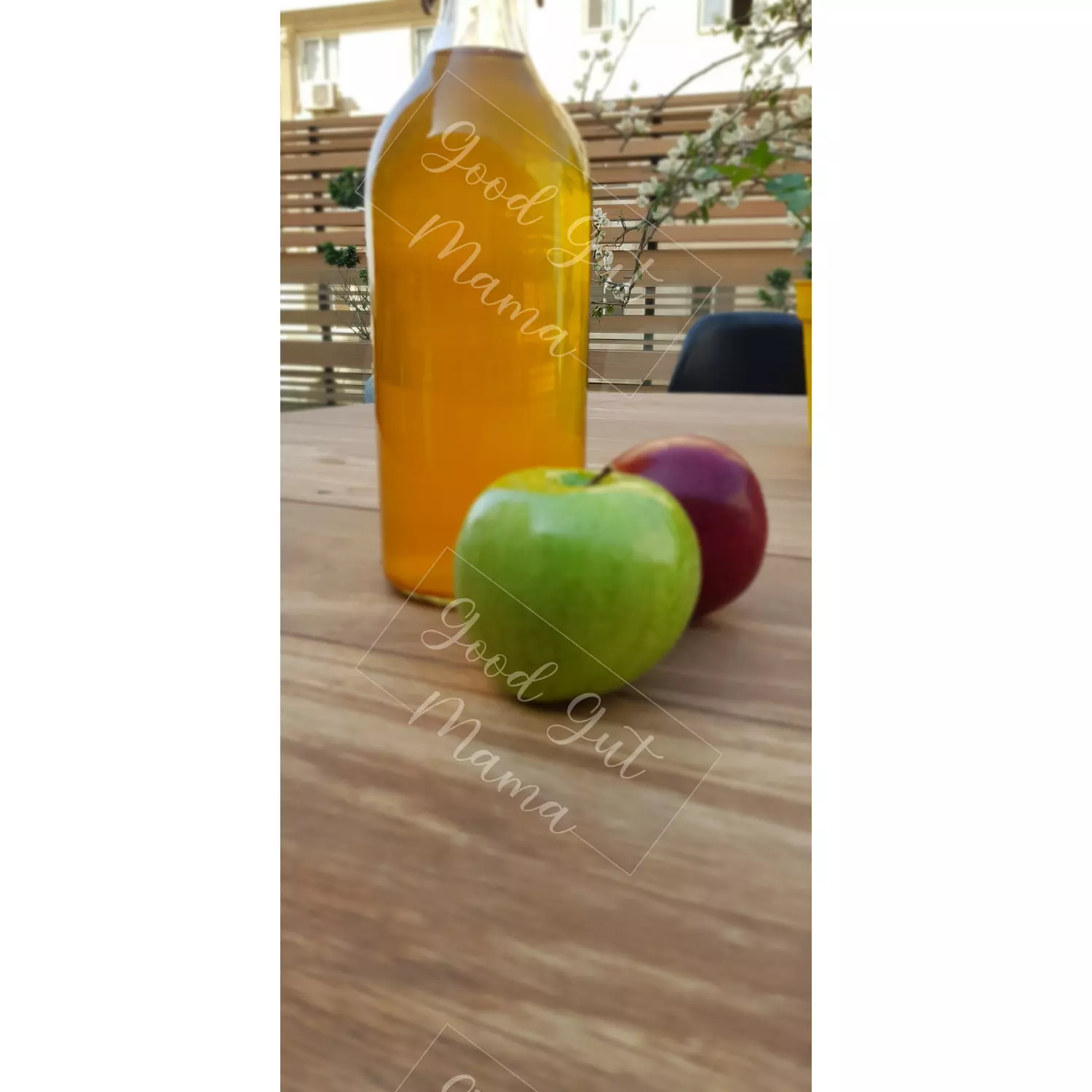 APPLE CIDER VINEGAR (raw and unfiltered) 2