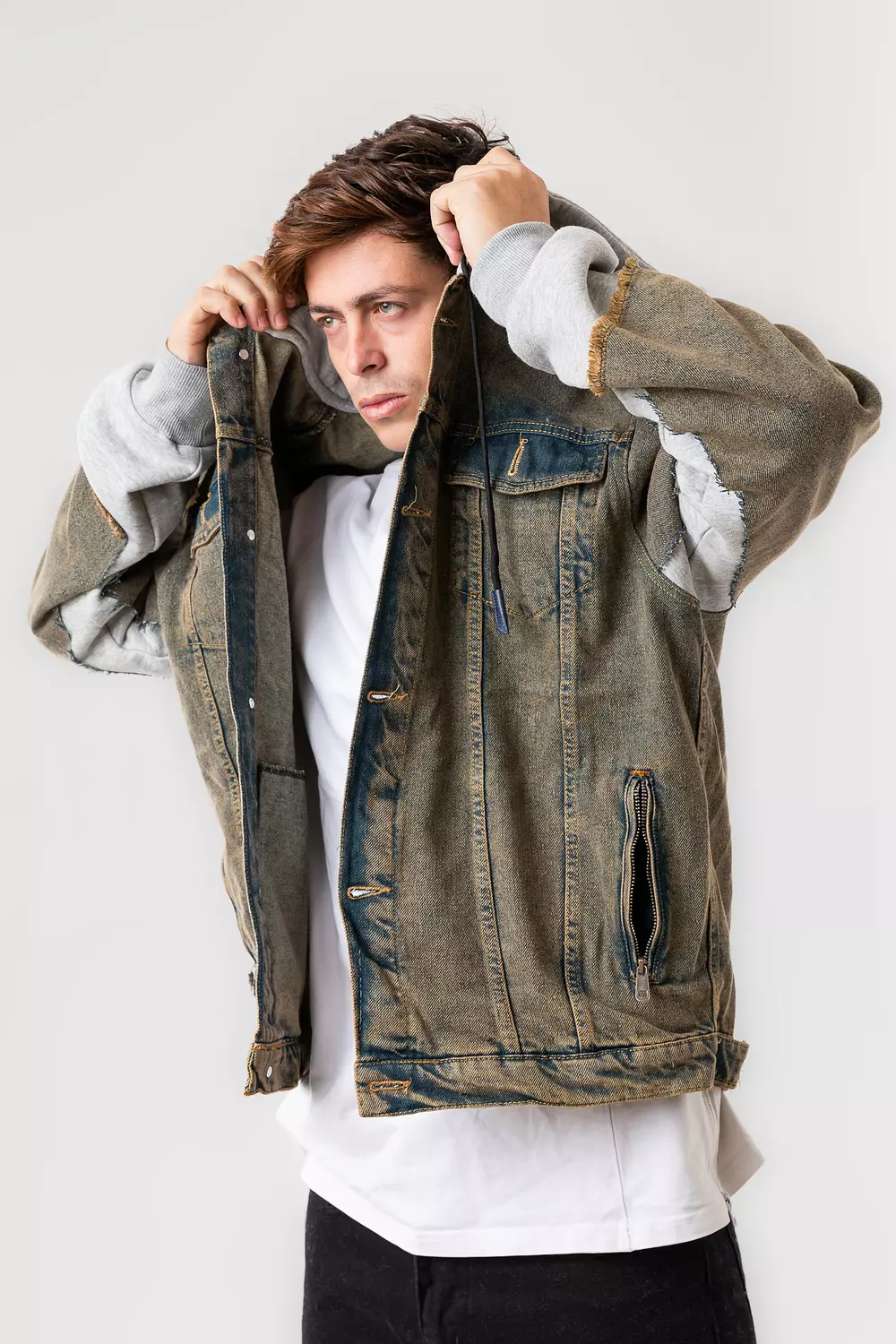 DENIM JACKET WITH JERSEY SLEEVES COVERED WITH A DENIM LAYER 15