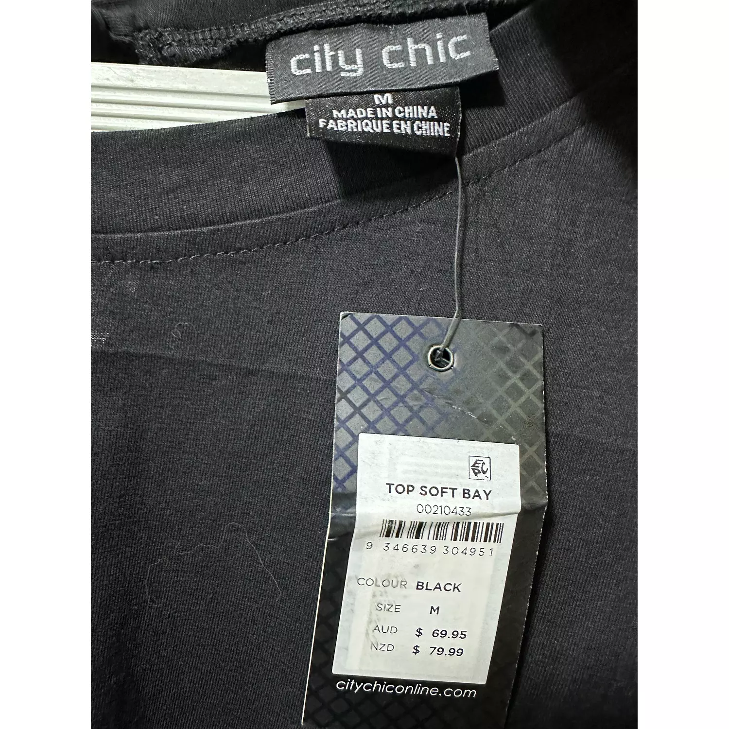 CITY CHIC, top soft bay, black 1