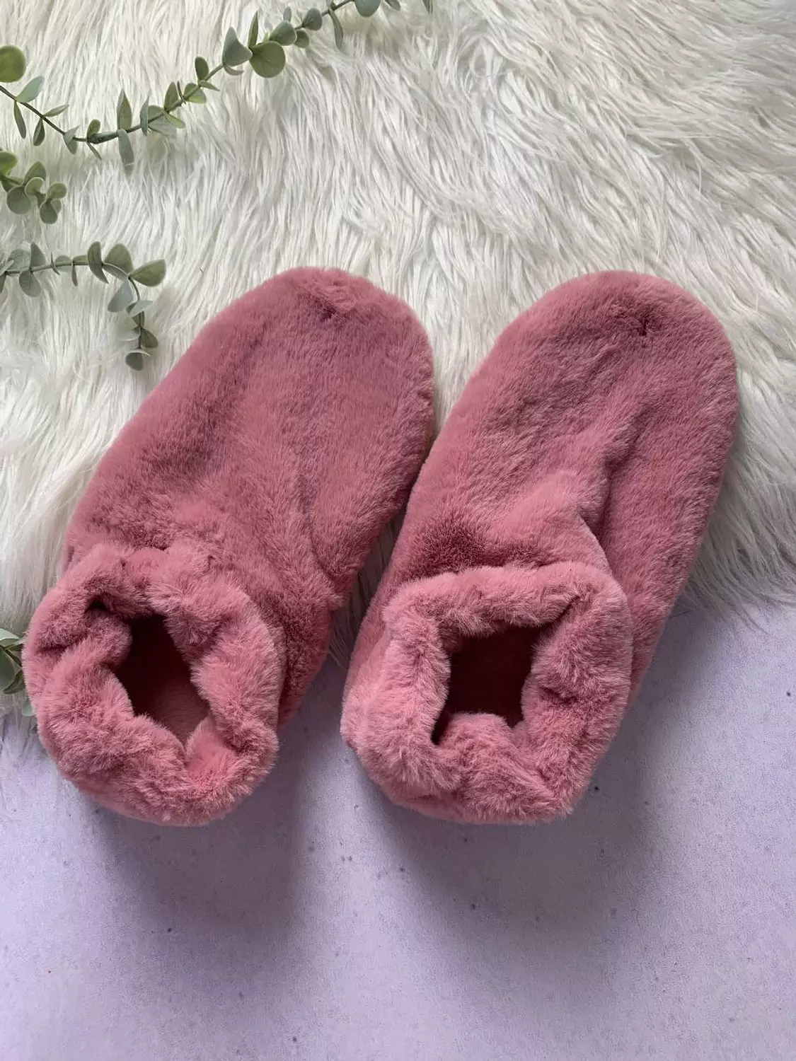 Cozy fur slippers from Primark 40/41 hover image