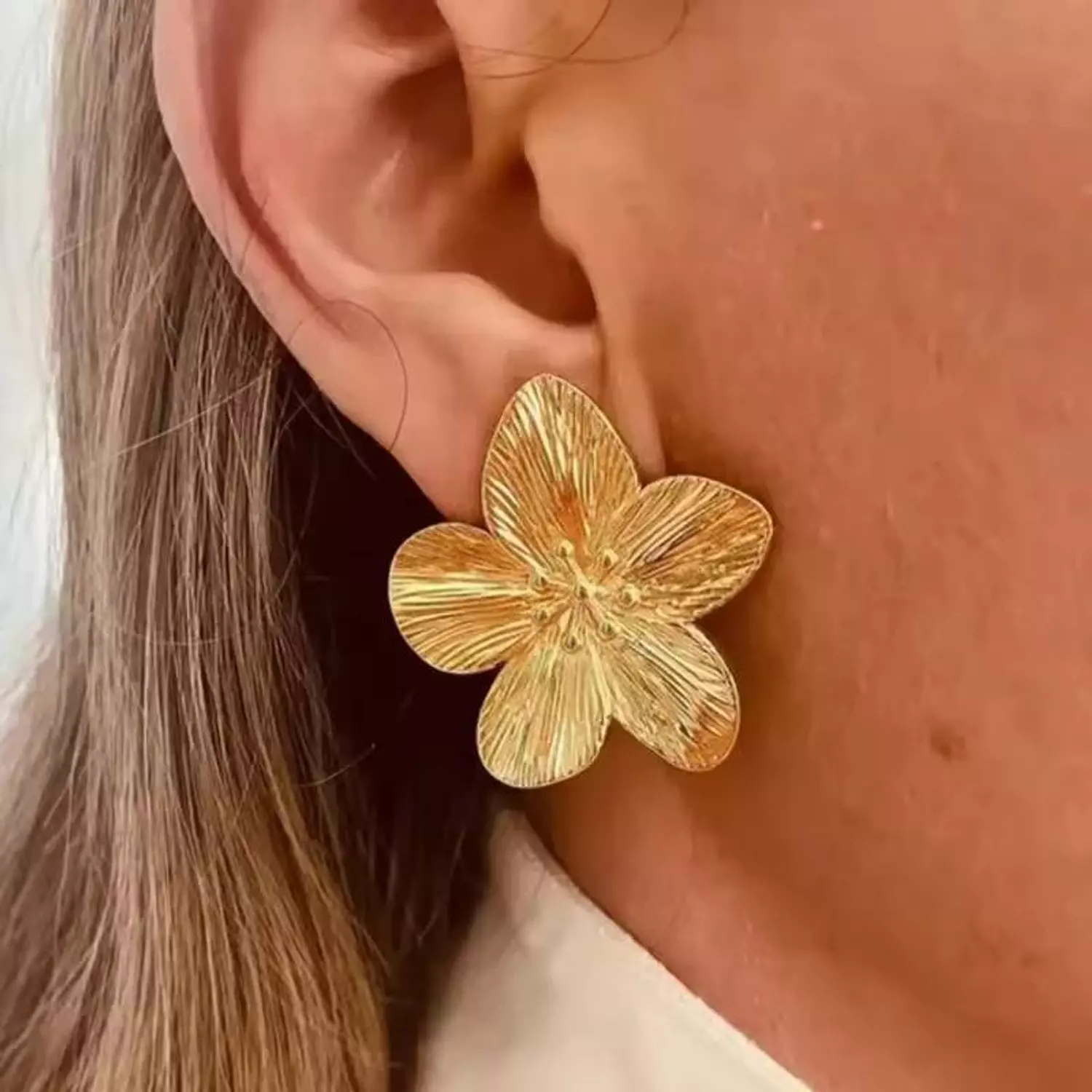 Flower Earring hover image