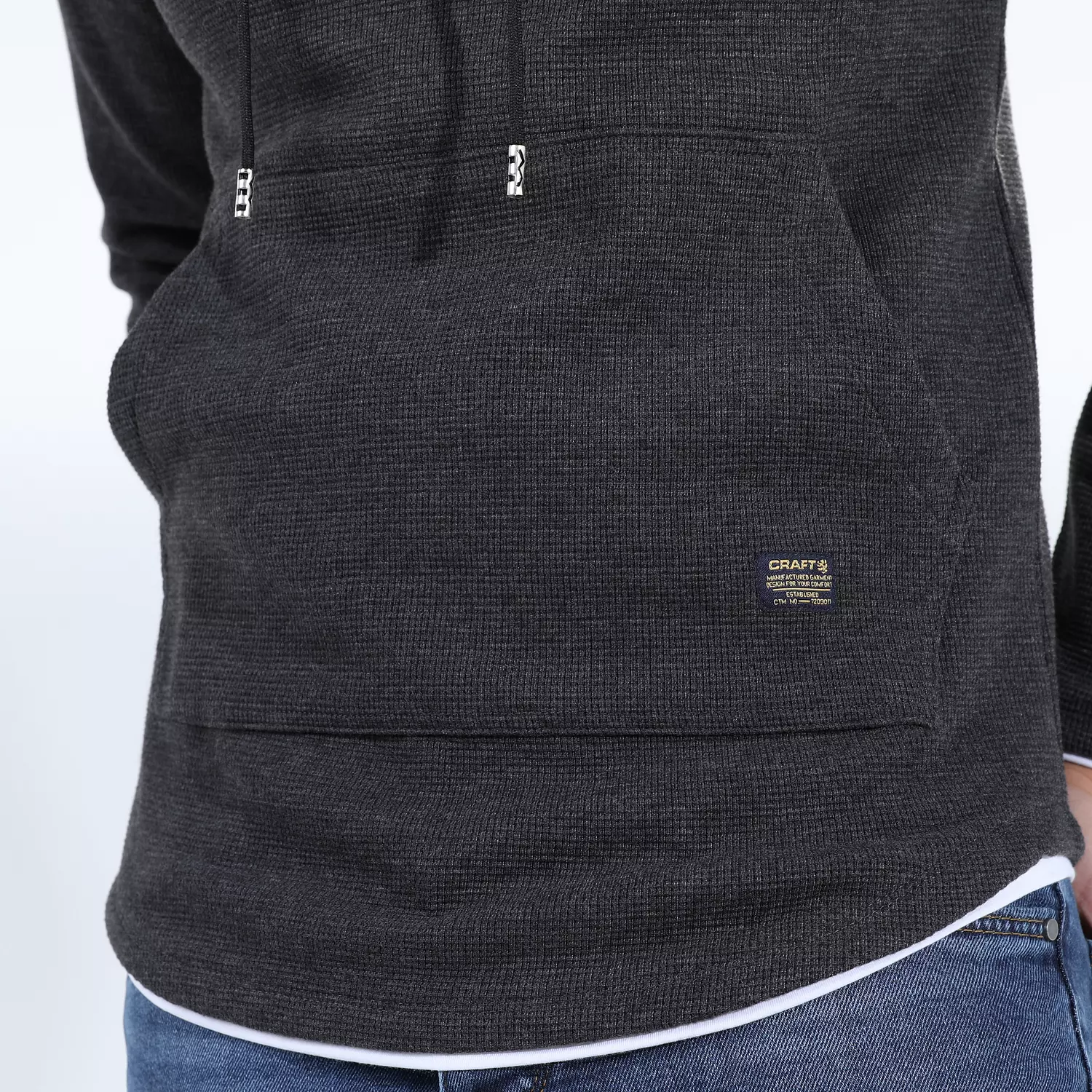 Basic Hoodie with on pocket vents 6