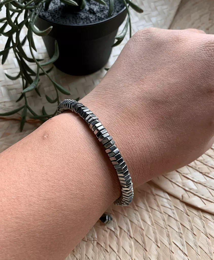 Hematite Silver Bracelet ( Stock )