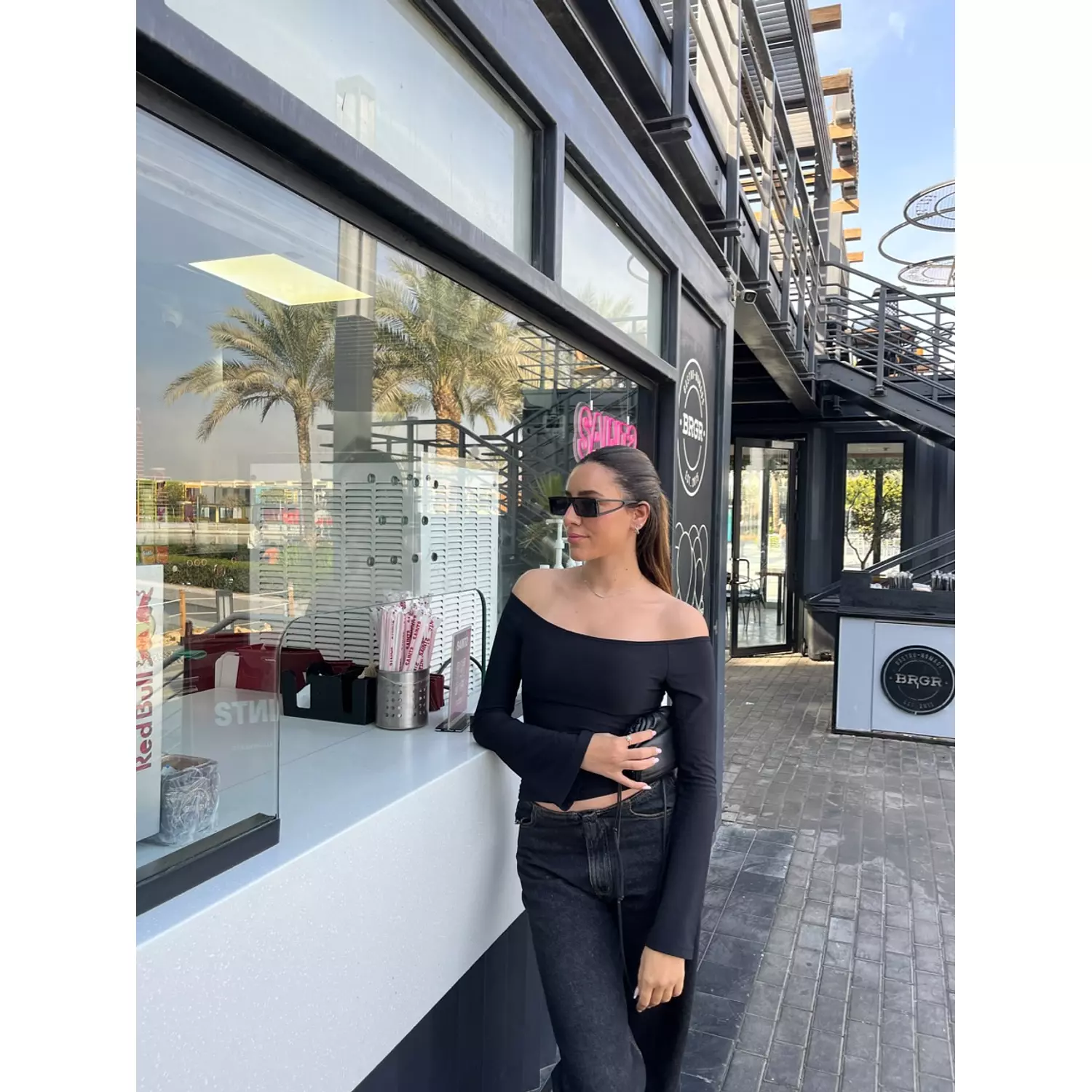 OFF SHOULDER TOP IN BLACK 1