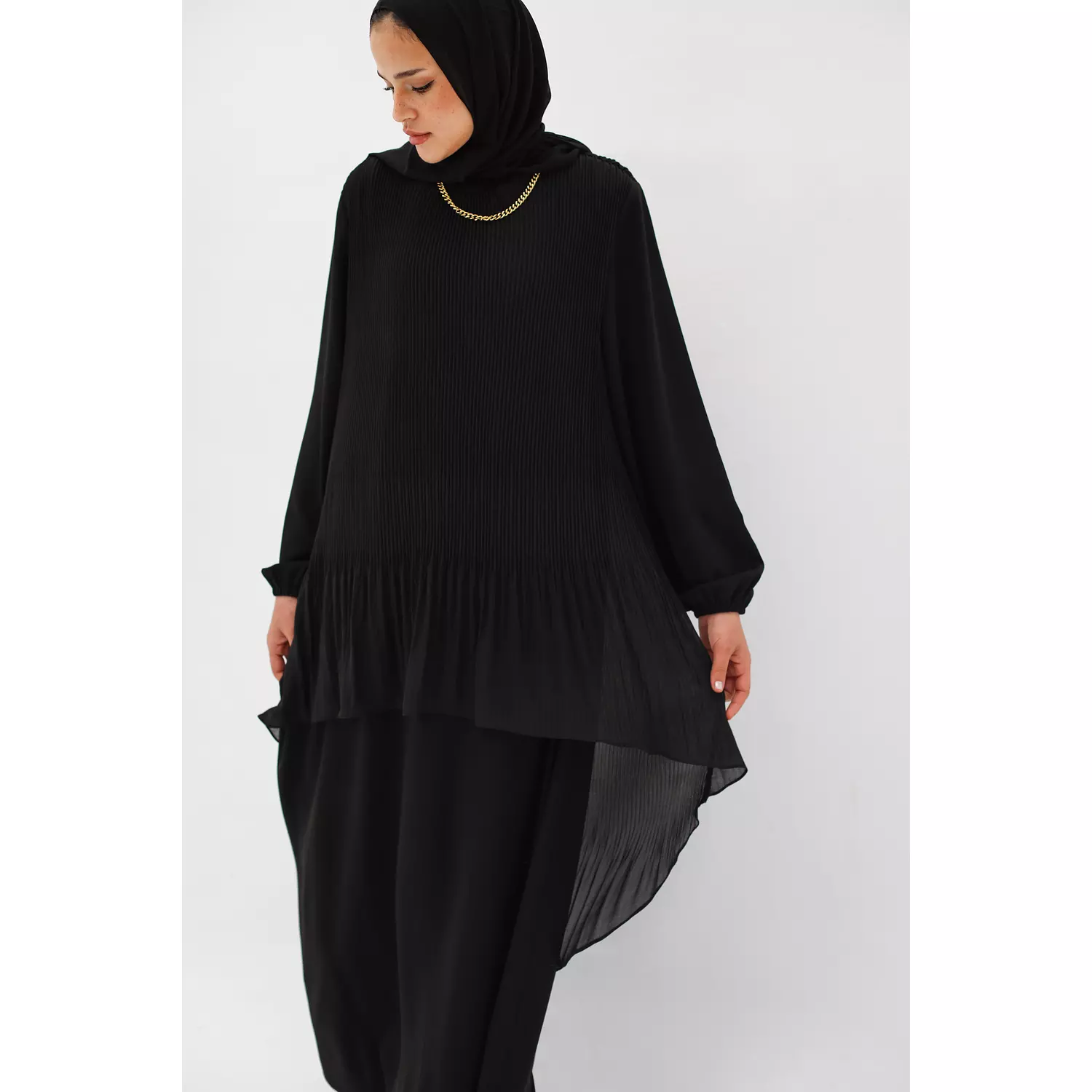 Pleated Chiffon High Low Abaya 2