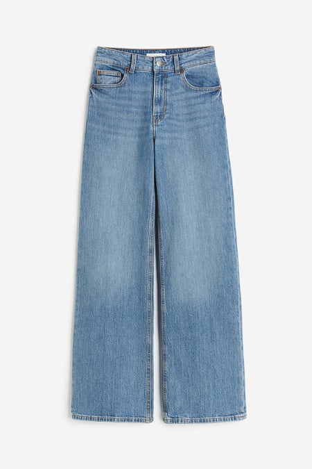 <p>Wide High</p><p>Jeans</p>