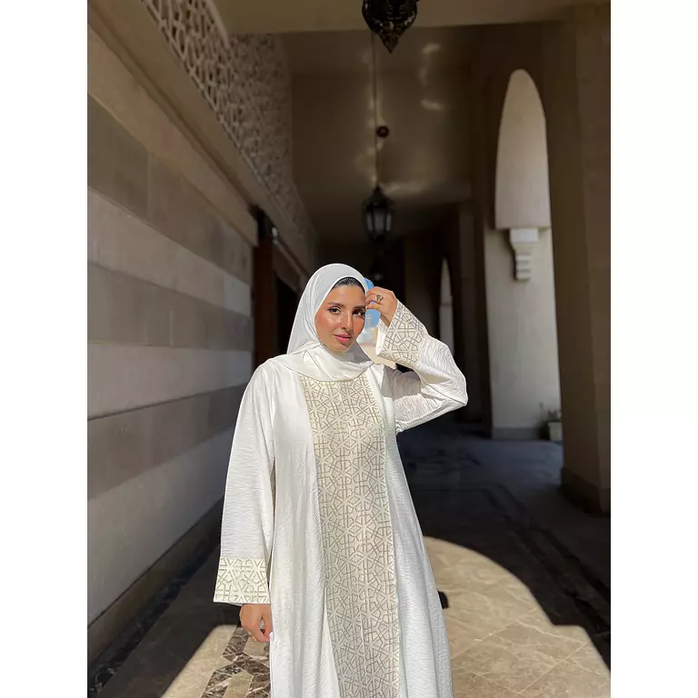 <p><span style="color: rgb(209, 168, 77)"><br></span><strong><span style="color: rgb(0, 0, 0)">Gold Abaya</span></strong></p>