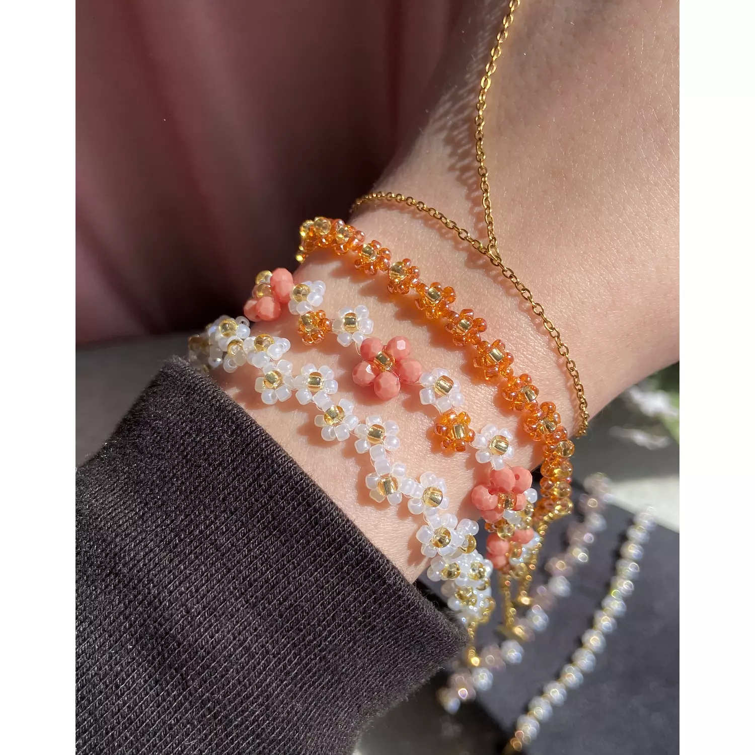 Brownie with white flowers zigzag bracelet & caramel flowers bracelet  1