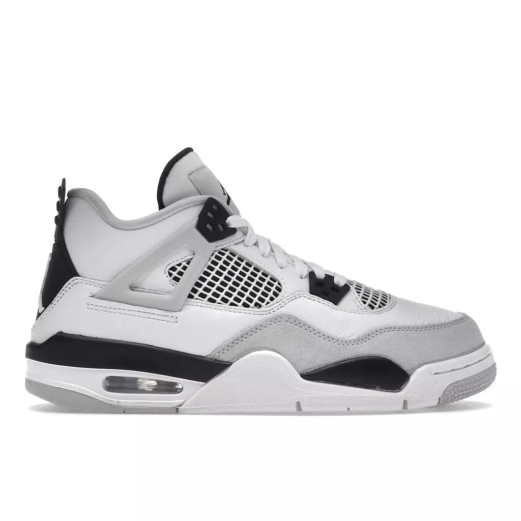 Jordan 4 Retro Military Black 