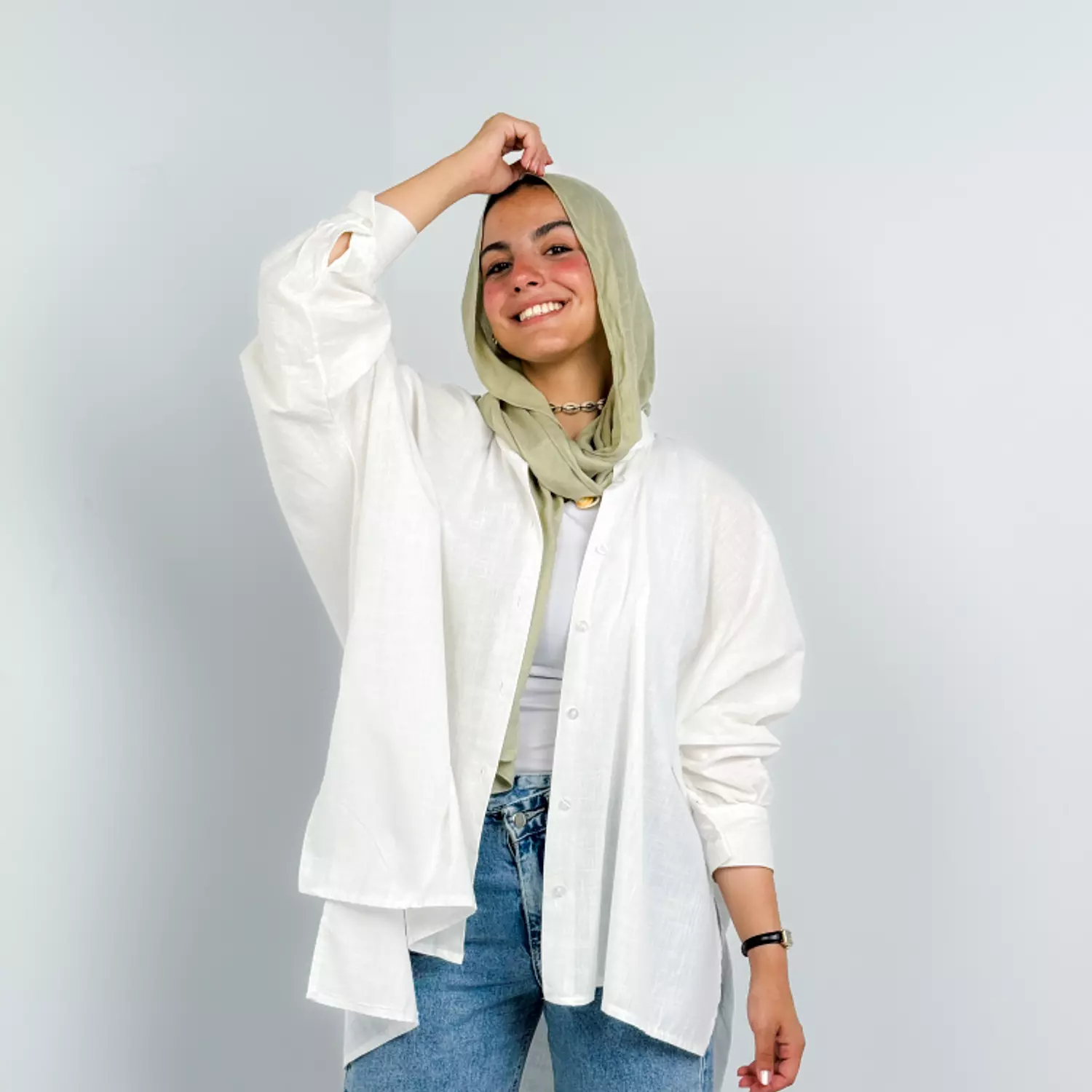 Long Shirt - white  hover image