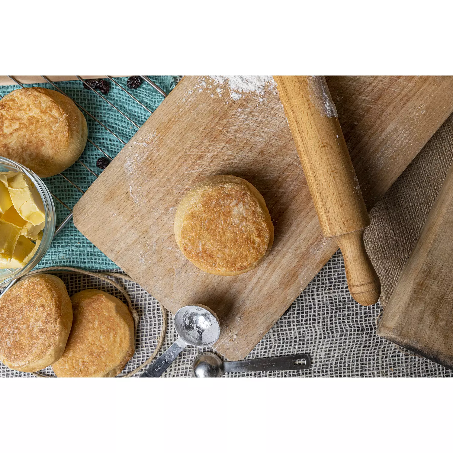 Whole Wheat English Muffins (pack of 4) hover image