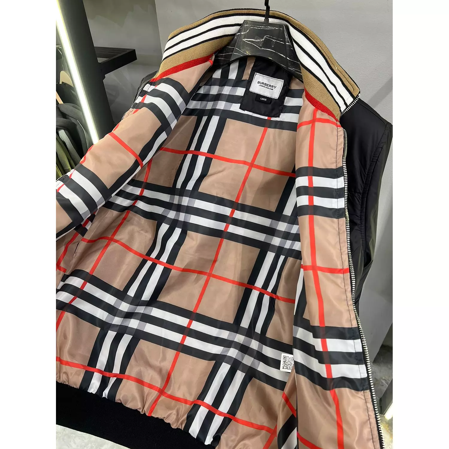 BLACK BURBERRY JACKET 3