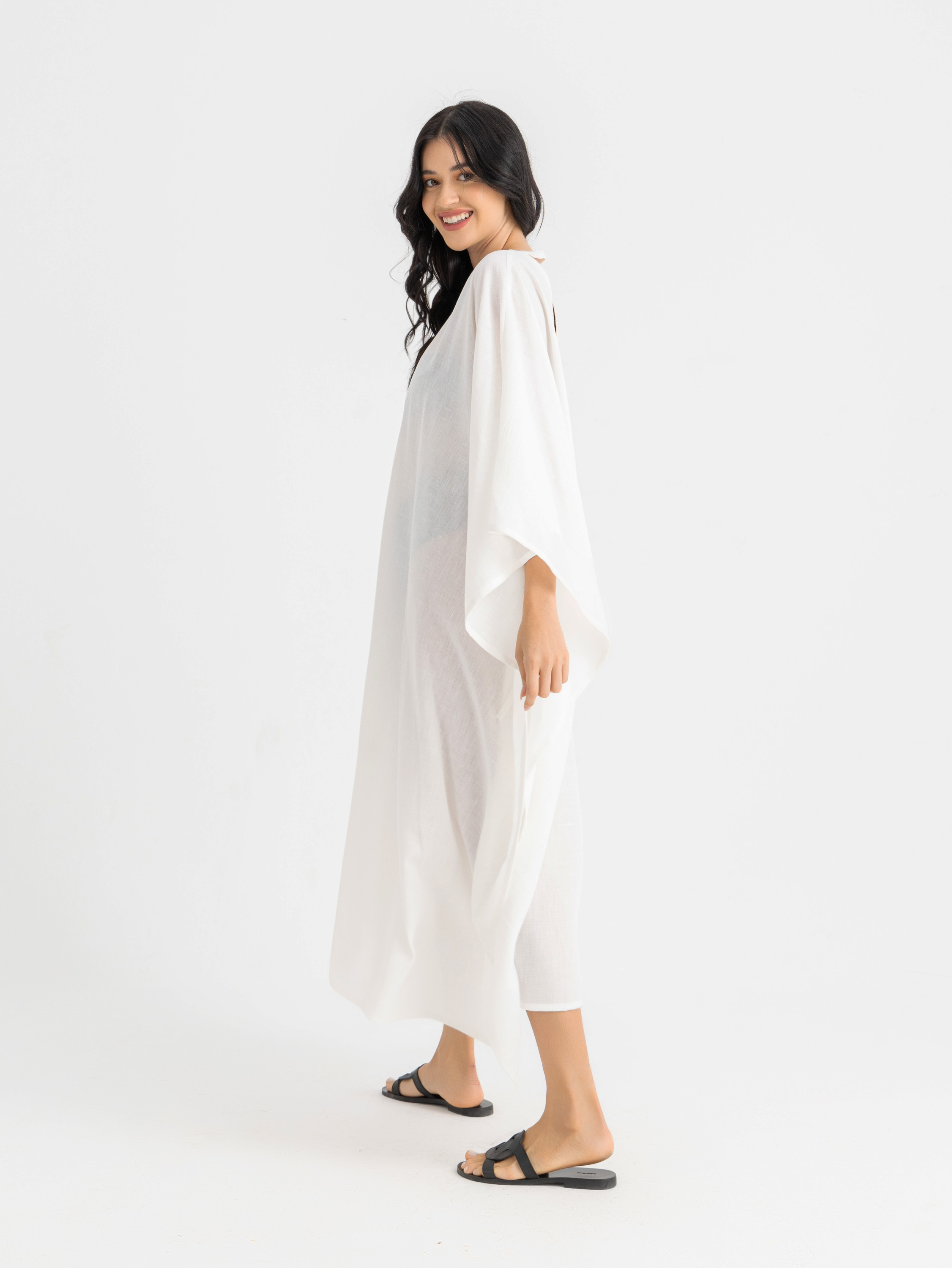 The VOUVA maxi linen kaftan  3