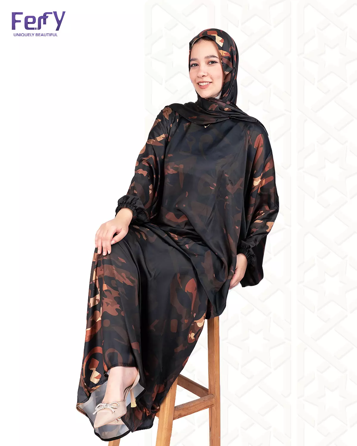 Satin Isdal with seperate scarf- Arabic caligraphy 0