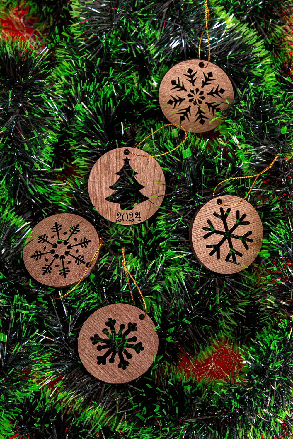 The Chrismasy Tree ornaments - Set of 5 4