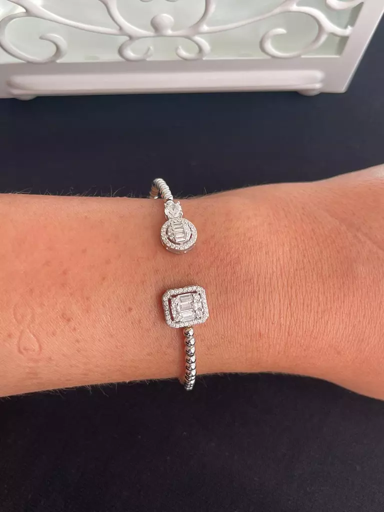 Square and two round stones braided silver bangle