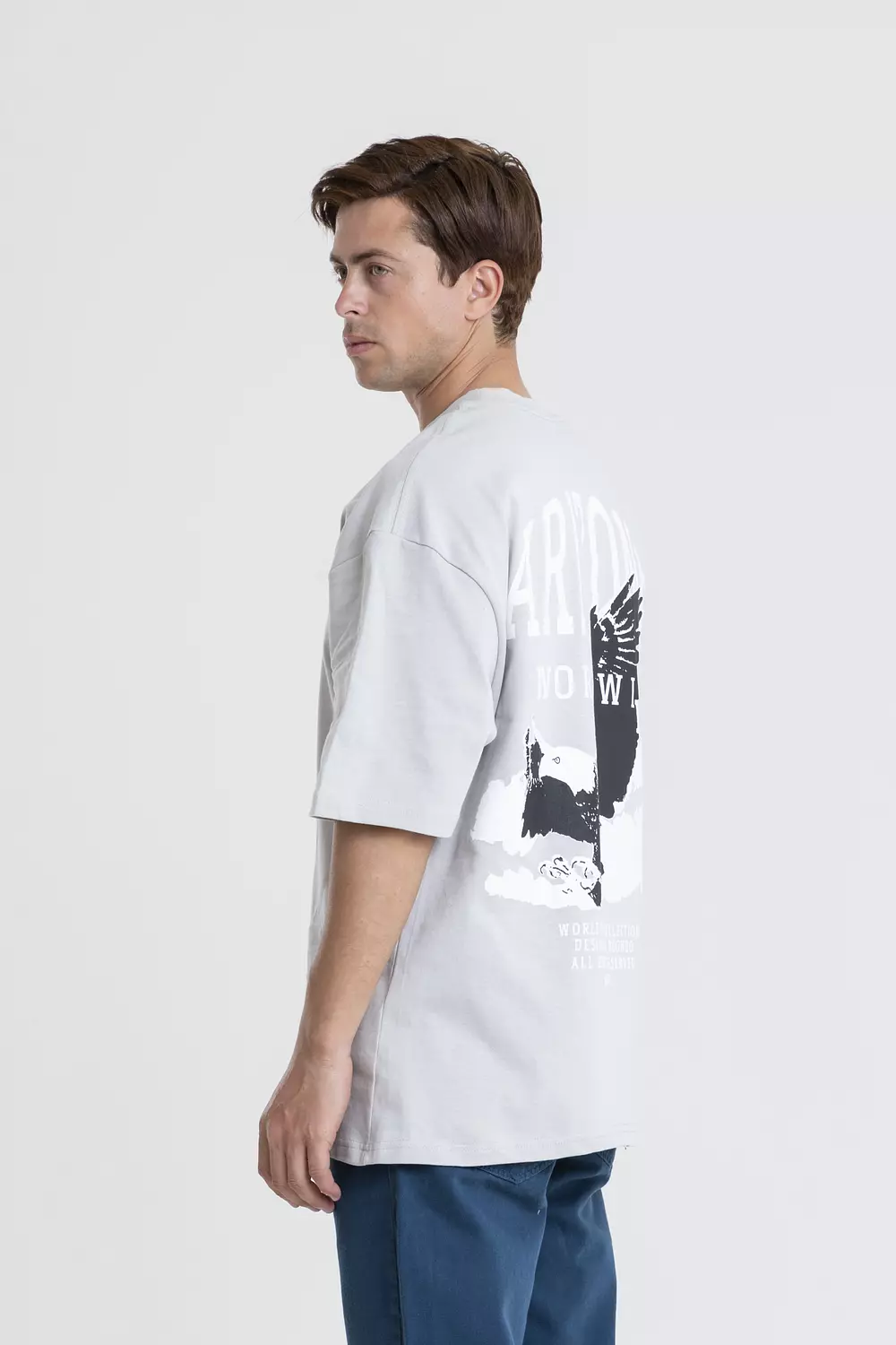  Oversized Cotton T-Shirt With Contrast Print Back and front 6